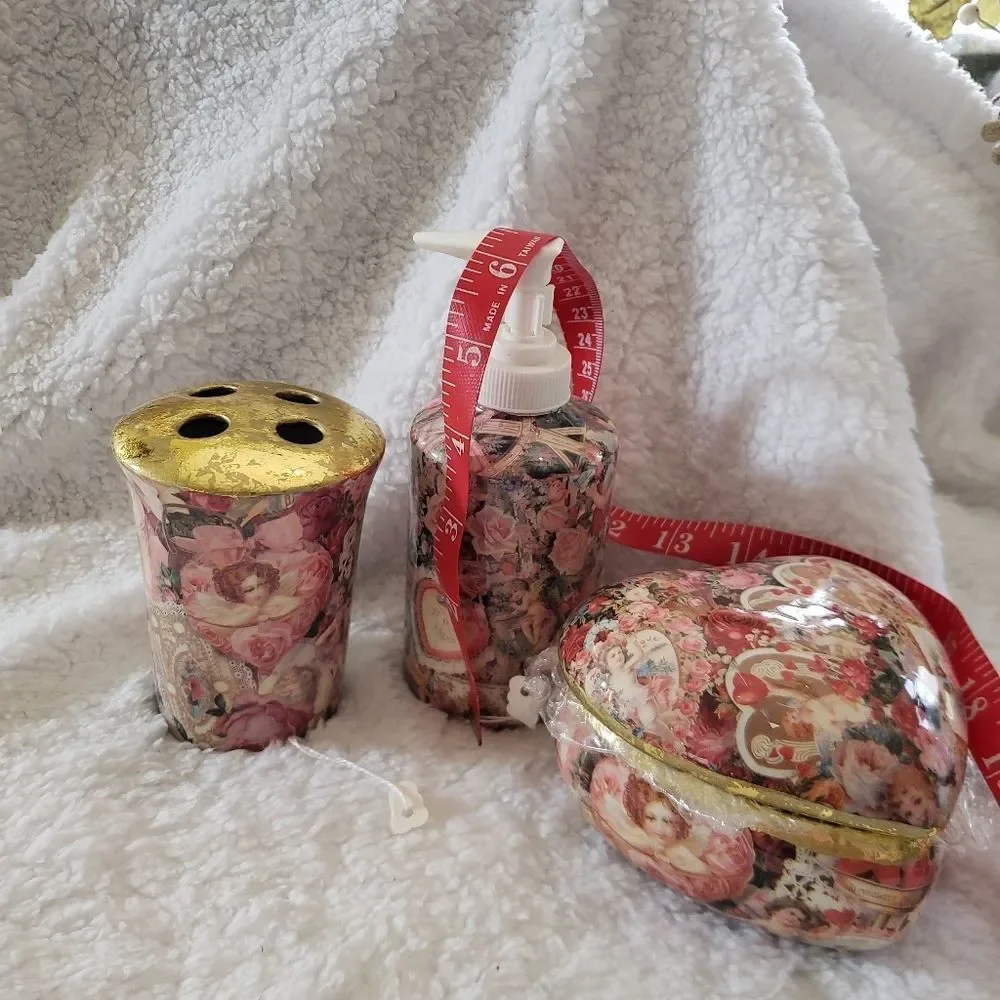 Bathroom Set  (3 Piece Set)